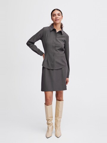 b.young - Blusa ' MMMIDDE' en gris