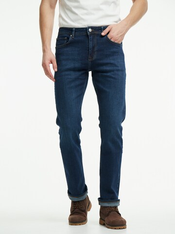 WEM Fashion Regular Jeans 'Magnus' in Blau: predná strana