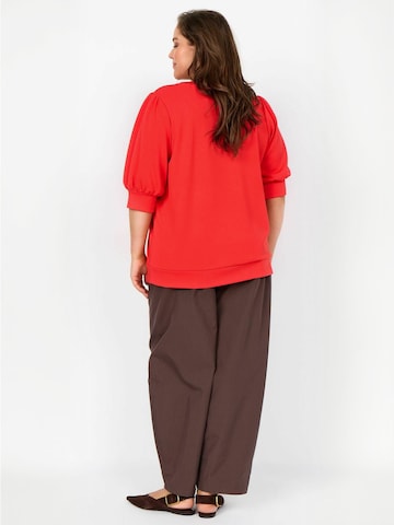 Sweat-shirt 'Sabrina' Wasabi Concept en rouge