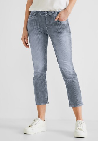 STREET ONE Loosefit Jeans in Blauw: voorkant