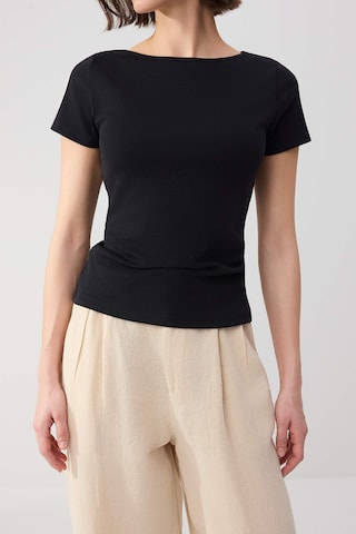 Trendyol Shirt in Black