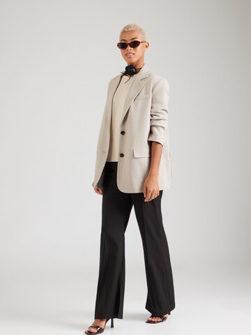 smėlio ABOUT YOU Marškinėliai 'Svea'