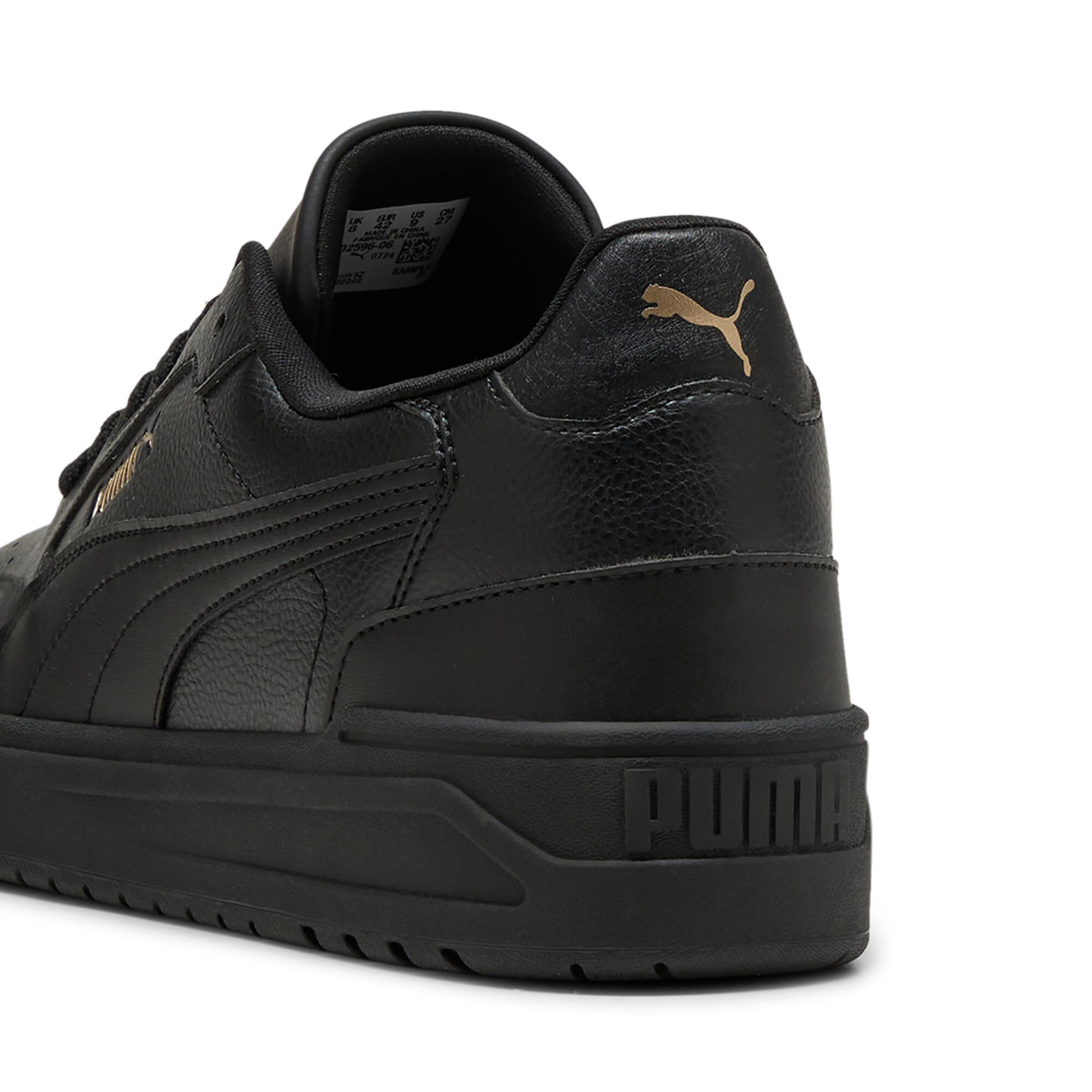PUMA Sneakers in Black