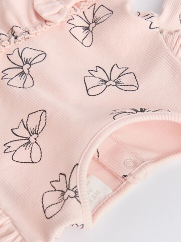 Next Set in Pink