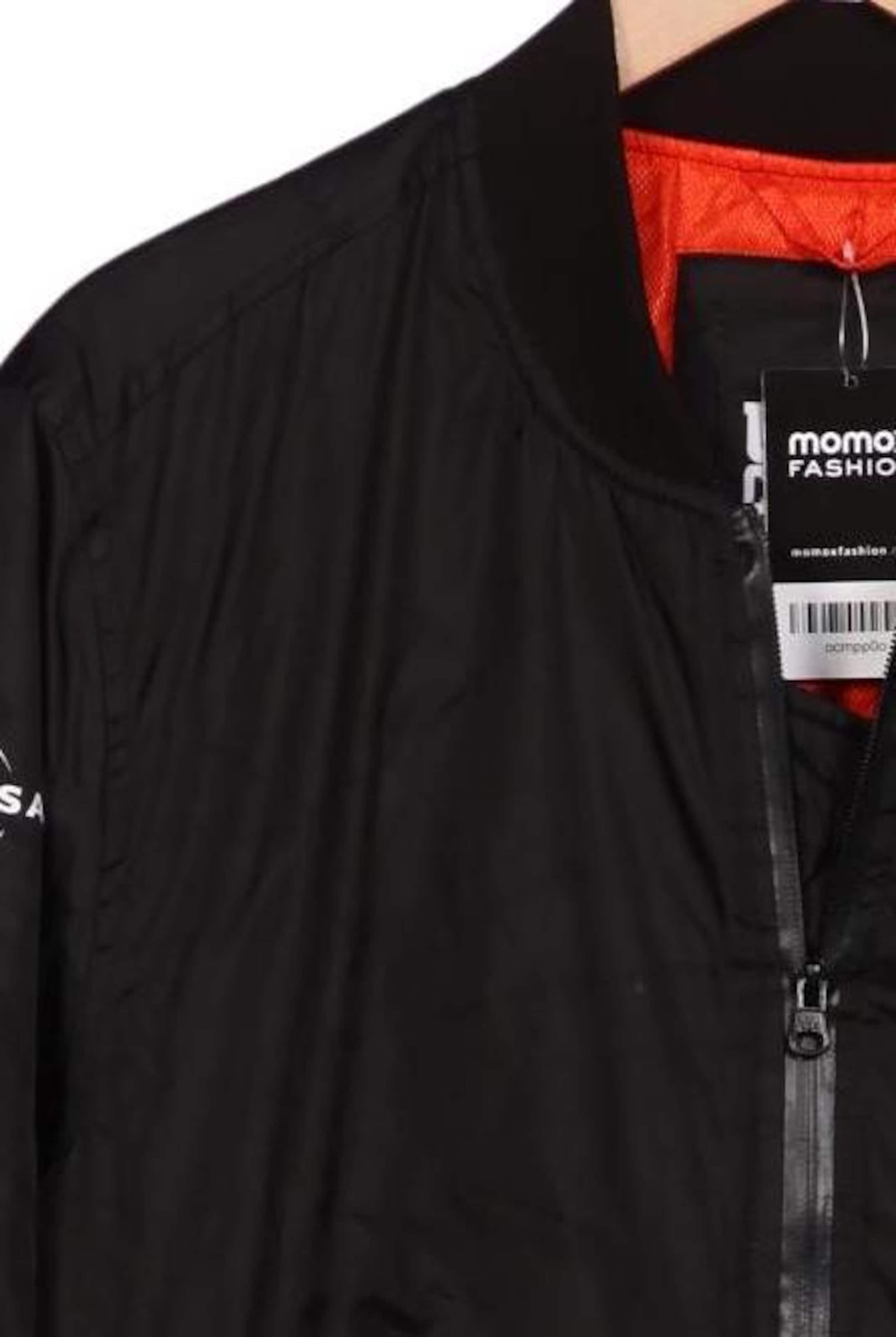 Urban Classics Jacke L in Schwarz