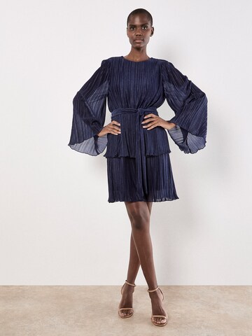 Apricot Plisse Tiered Mini Dress ' ' in Blau