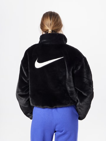 Nike Sportswear Демисезонная куртка 'Icon Clash' в Черный