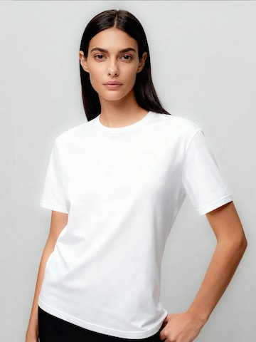 Maglietta 'T-Shirts' di Tommy Life in bianco