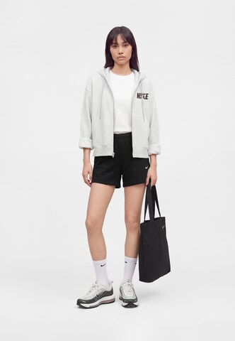 Nike Sportswear Regularen Hlače 'Studio' | črna barva