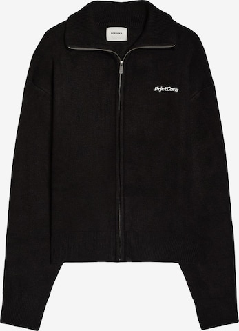 Vestes en maille Bershka en noir : devant