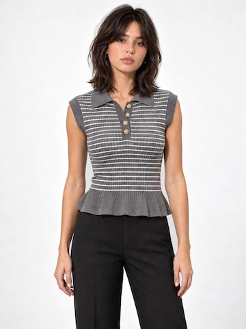 RYVAN Blouse 'Blusen' in Grey: front