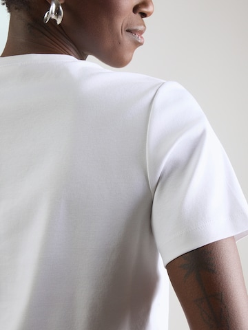 COMMA T-Shirt in Weiß