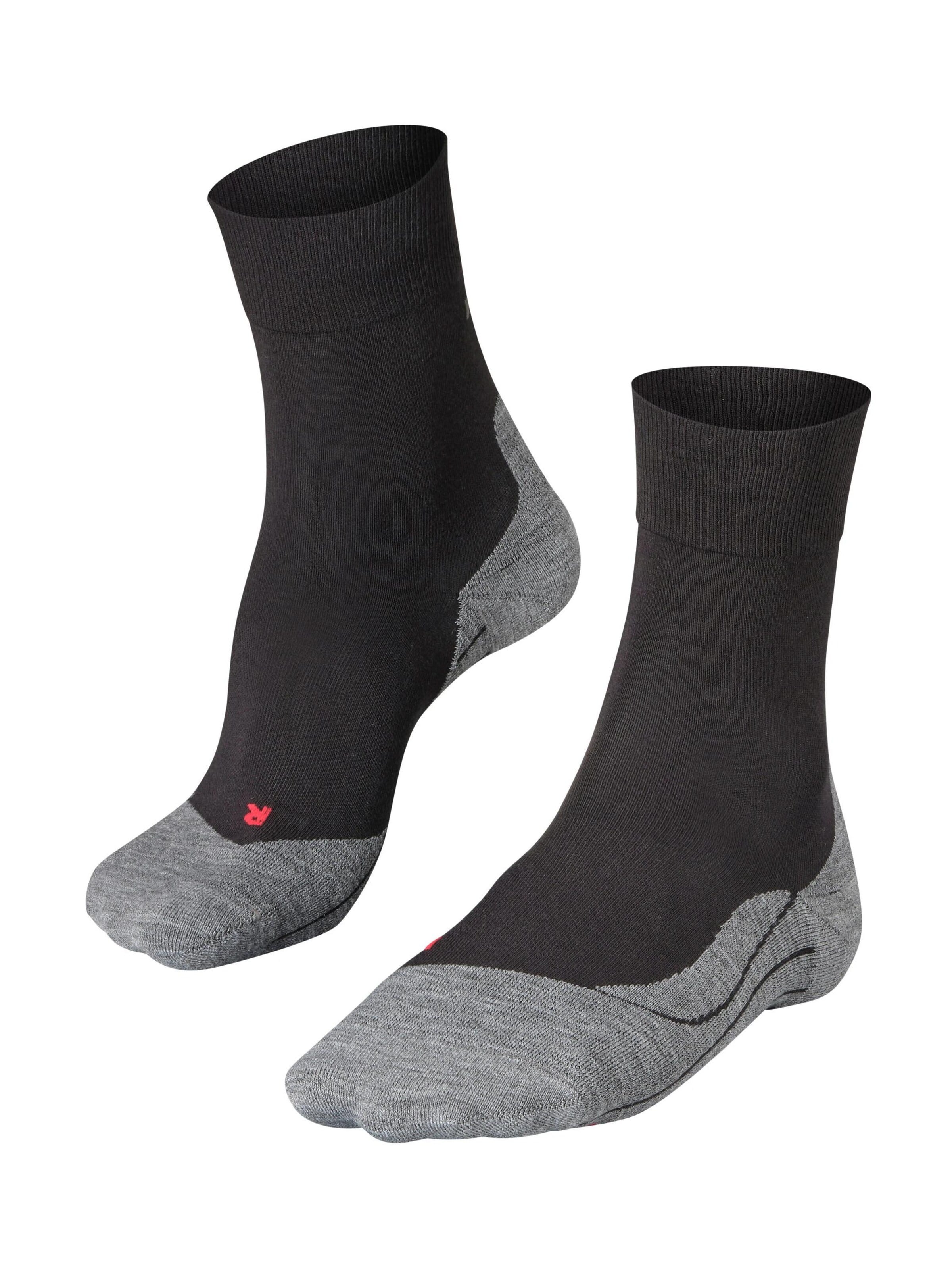 FALKE Athletic Socks 'RU4 Endurance' in Black: front