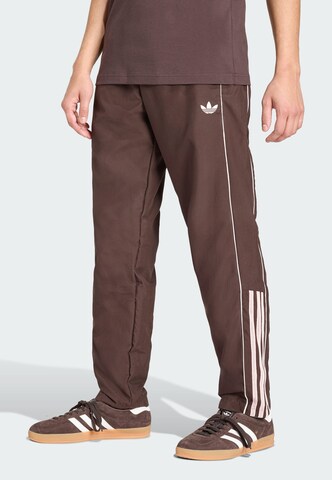 ADIDAS ORIGINALS - regular Pantalón en marrón: frente