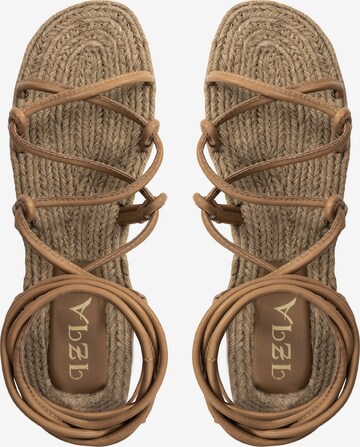 IZIA Sandalen met riem in Beige