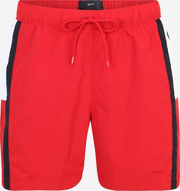 TOMMY HILFIGER Badeshorts i rød: forside