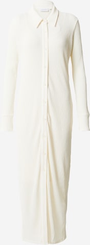 Robe-chemise Calvin Klein en beige : devant