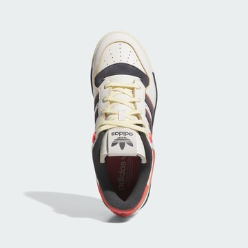 ADIDAS ORIGINALS Låg sneaker 'Rivalry 86' i vit