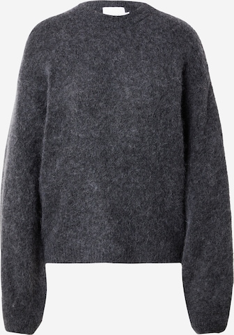 Pulover 'Kae' de la Noella pe gri: față