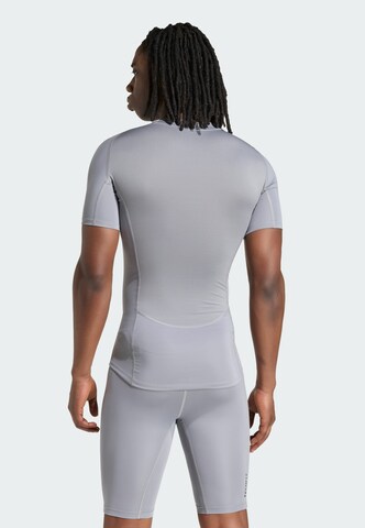 T-Shirt fonctionnel 'Techfit Compression' ADIDAS PERFORMANCE en gris