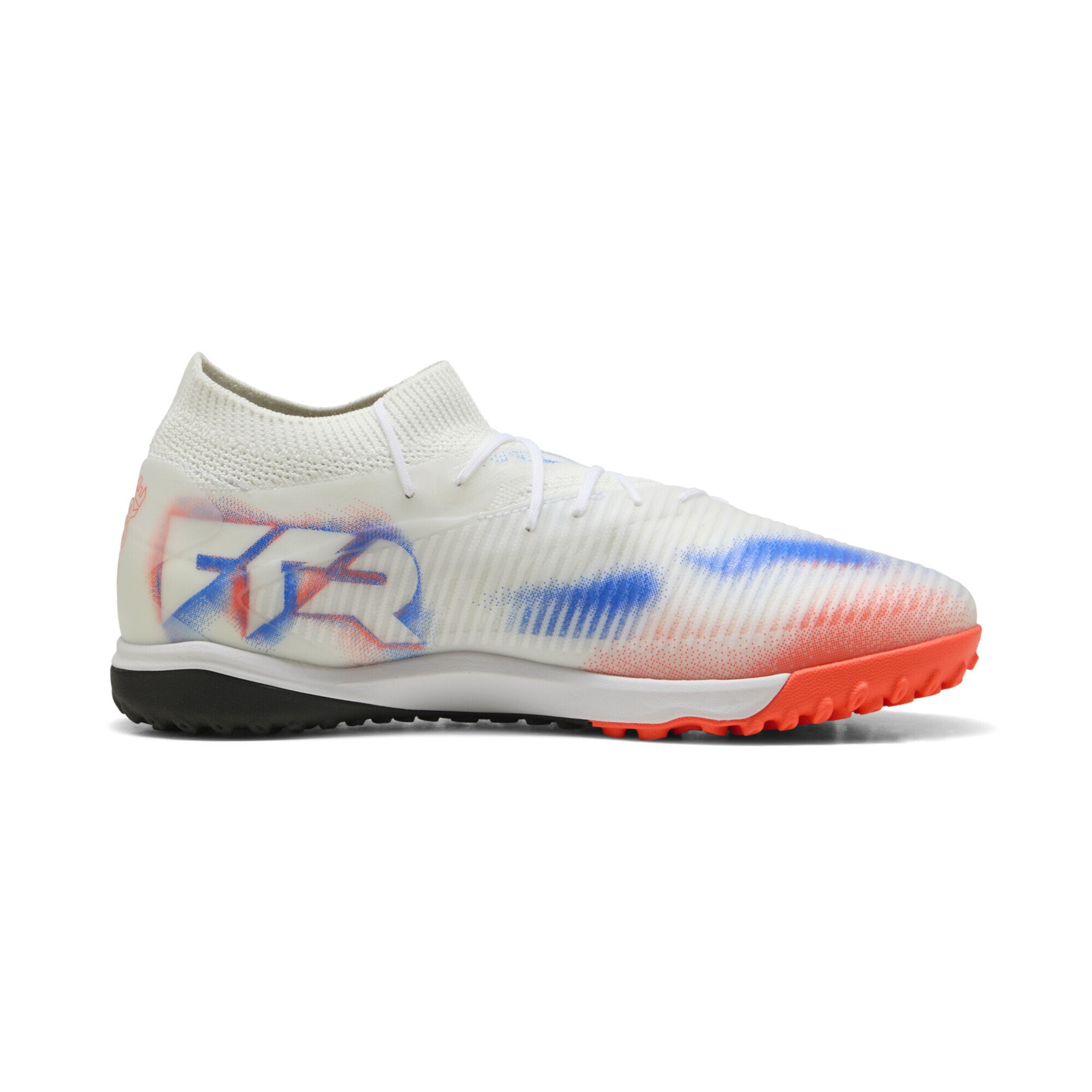 PUMA Soccer shoe 'Future 8 Pro' in White