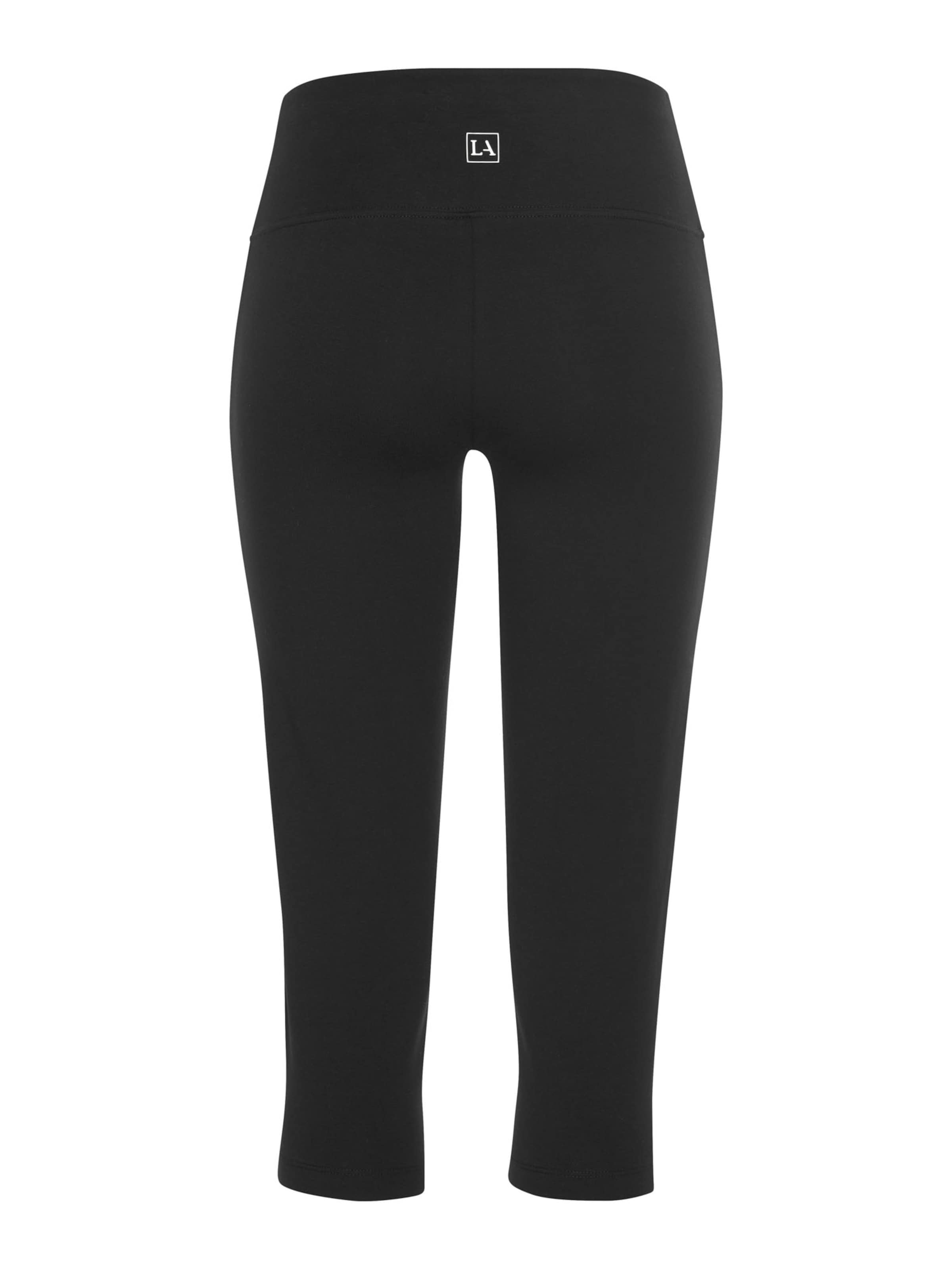 LASCANA ACTIVE Skinny Παντελόνι φόρμας σε μαύρο: πίσω