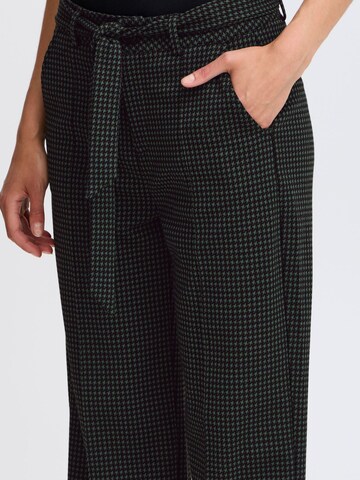 Regular Pantalon à plis 'Blenda' Fransa en vert