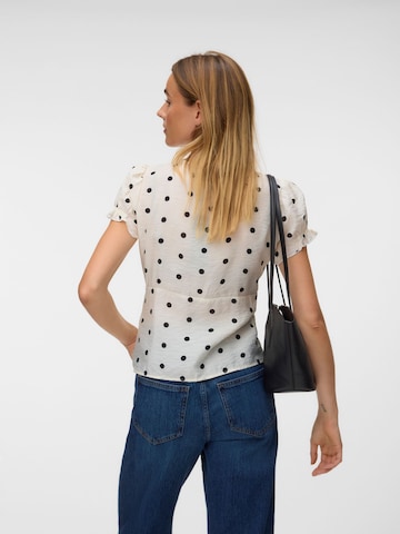 Camicia da donna 'VMIris' di VERO MODA in bianco