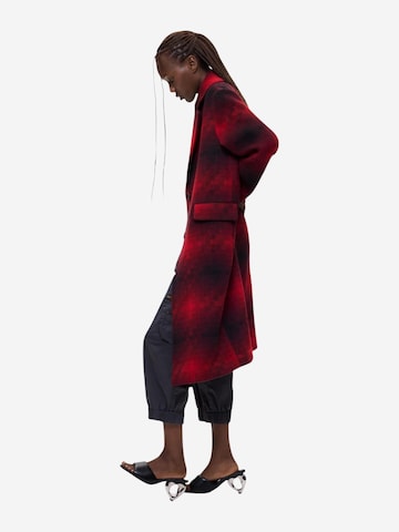 Manteau d’hiver 'COAT_MUMBAI 26WWEW53' Desigual en rouge
