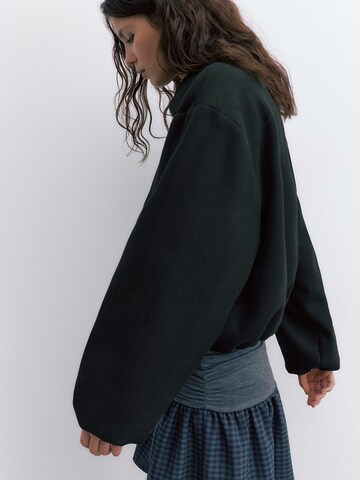 Pull&Bear Jacke in Schwarz