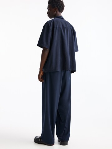 Pull&Bear Comfort Fit Hemd in Blau