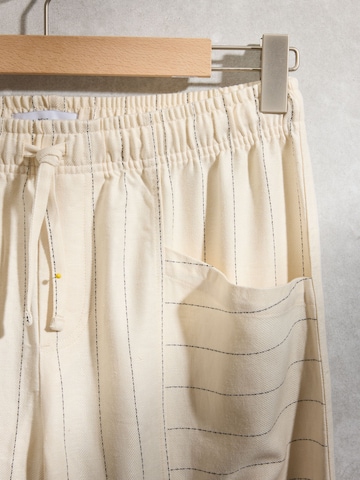 Next - regular Pantalón en beige