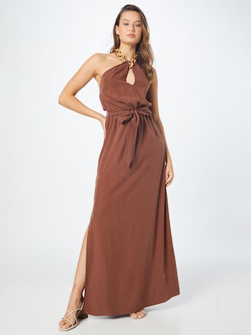 Robe River Island en marron