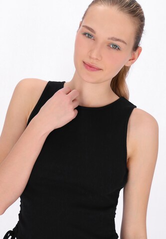 myMo ATHLSR - Top en negro