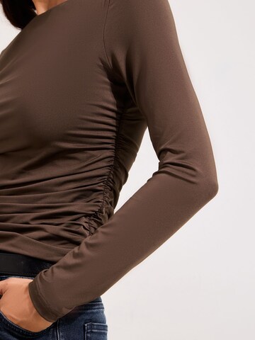 ruda Friends Like These Marškinėliai