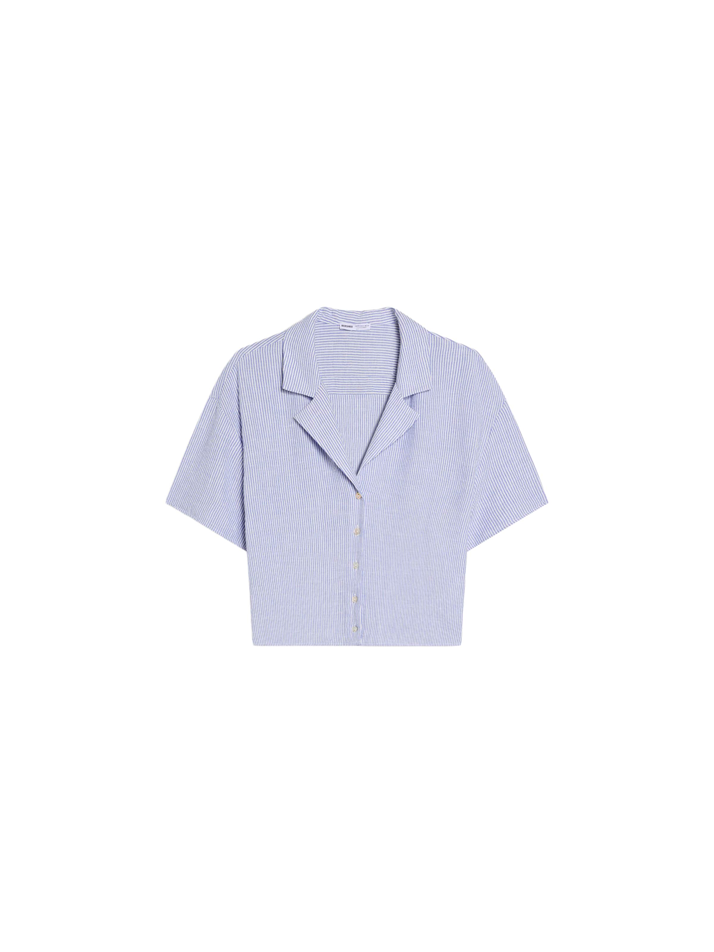 Bershka Chemisier en XS en bleu clair / blanc, Vue avec produit