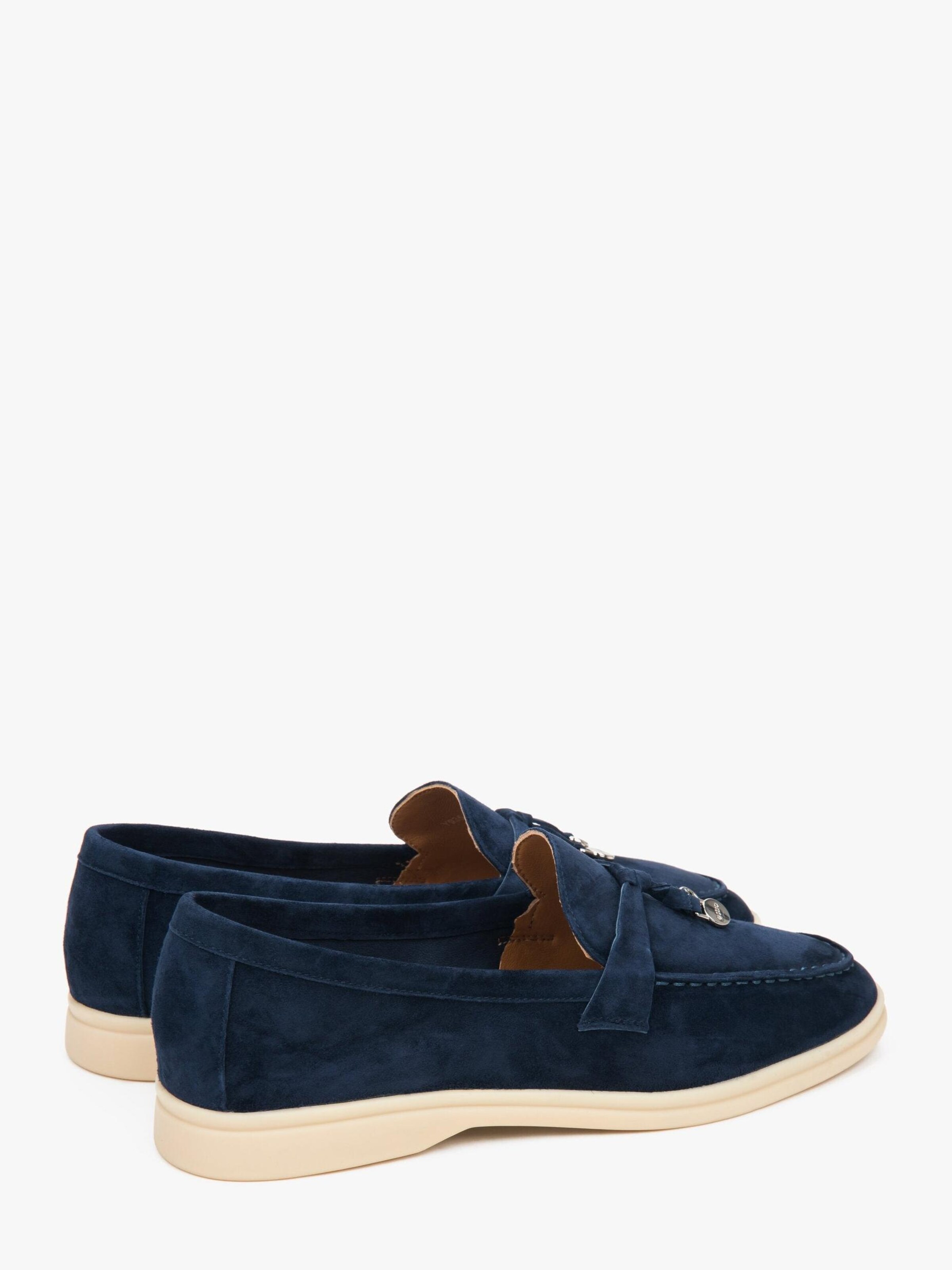 Estro Moccasin '935-2' in Blue