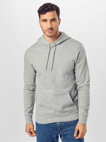 By Garment MakersSweater majica - siva boja: prednji dio