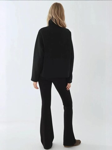 Sweat-shirt Hiccup en noir