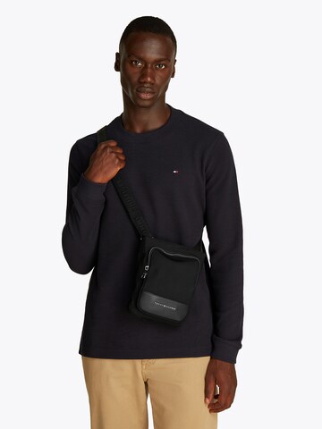 TOMMY HILFIGER Torba na ramię w kolorze czarny
