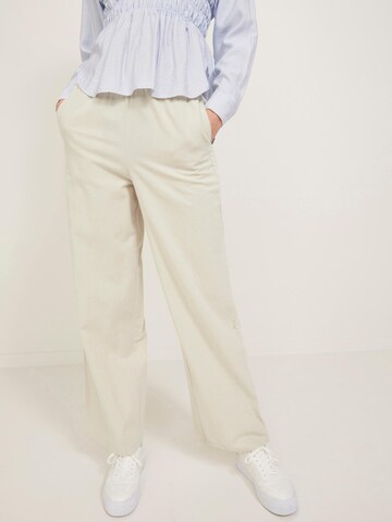 JJXX Loosefit Hose 'Kira' in Beige: Vorderseite