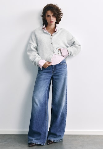 Pull&Bear Pletena jopa | siva barva
