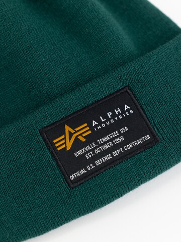 Căciulă de la ALPHA INDUSTRIES pe verde