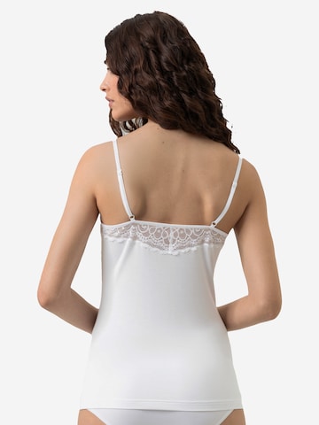 Mey Undershirt 'Amour' in White