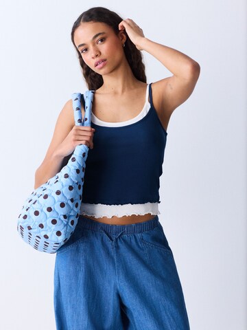 Next Top in Blau: Vorderseite