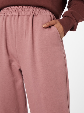 ABOUT YOU Tapered Pants 'Naomi' in Pink