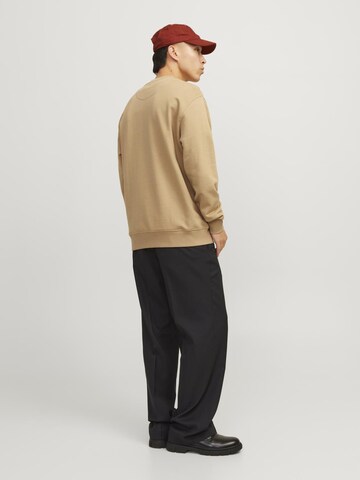 JACK & JONES Collegepaita 'Ocean Club' värissä beige