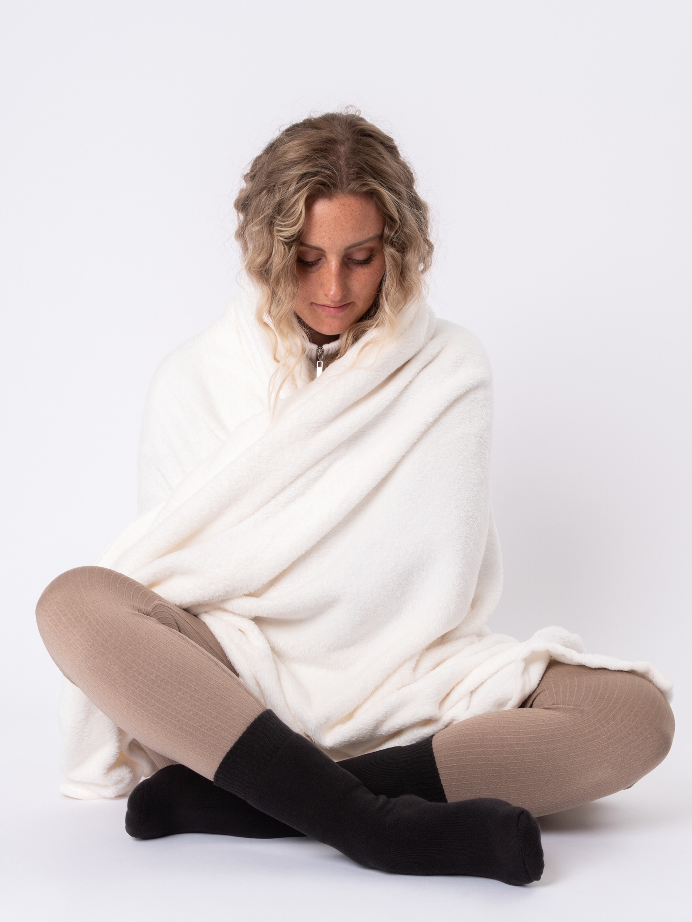 Occulto Socks 'Smilla' in Black