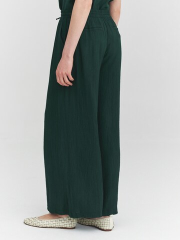 Wide leg Pantaloni 'Mintona' di TATUUM in verde