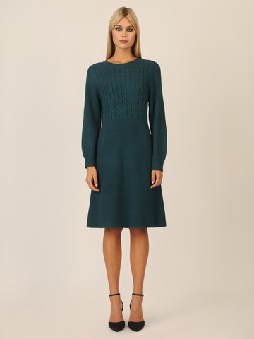 APART Knitted dress in Green